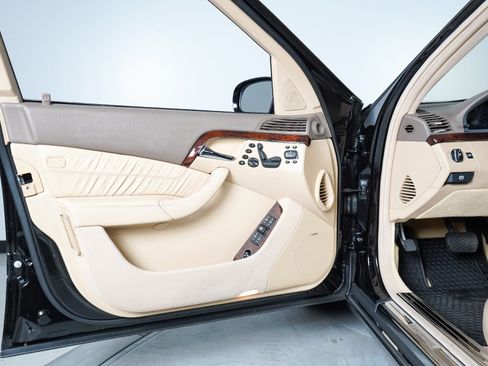 Used 2003 Mercedes-Benz S 500 4MATIC image 48