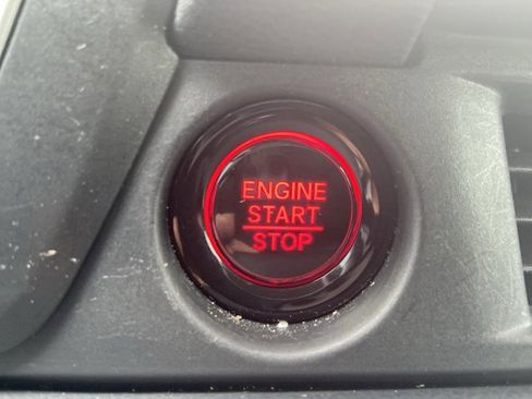 Used 2025 Honda Pilot EX-L image 45