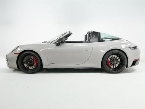 Certified 2022 Porsche 911 Targa 4 GTS AWD/4WD image 2