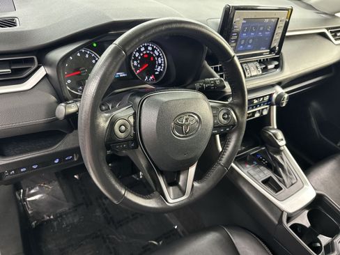 Used 2021 Toyota RAV4 XLE Premium AWD/4WD image 13