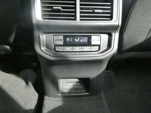 New 2026 Volkswagen Atlas SE AWD/4WD image 8