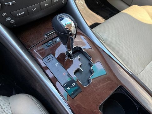 Used 2012 Lexus IS 250 w/ Premium Pkg Value Edition RWD image 18