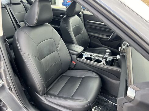 Used 2021 Nissan Altima 2.5 SL FWD image 14
