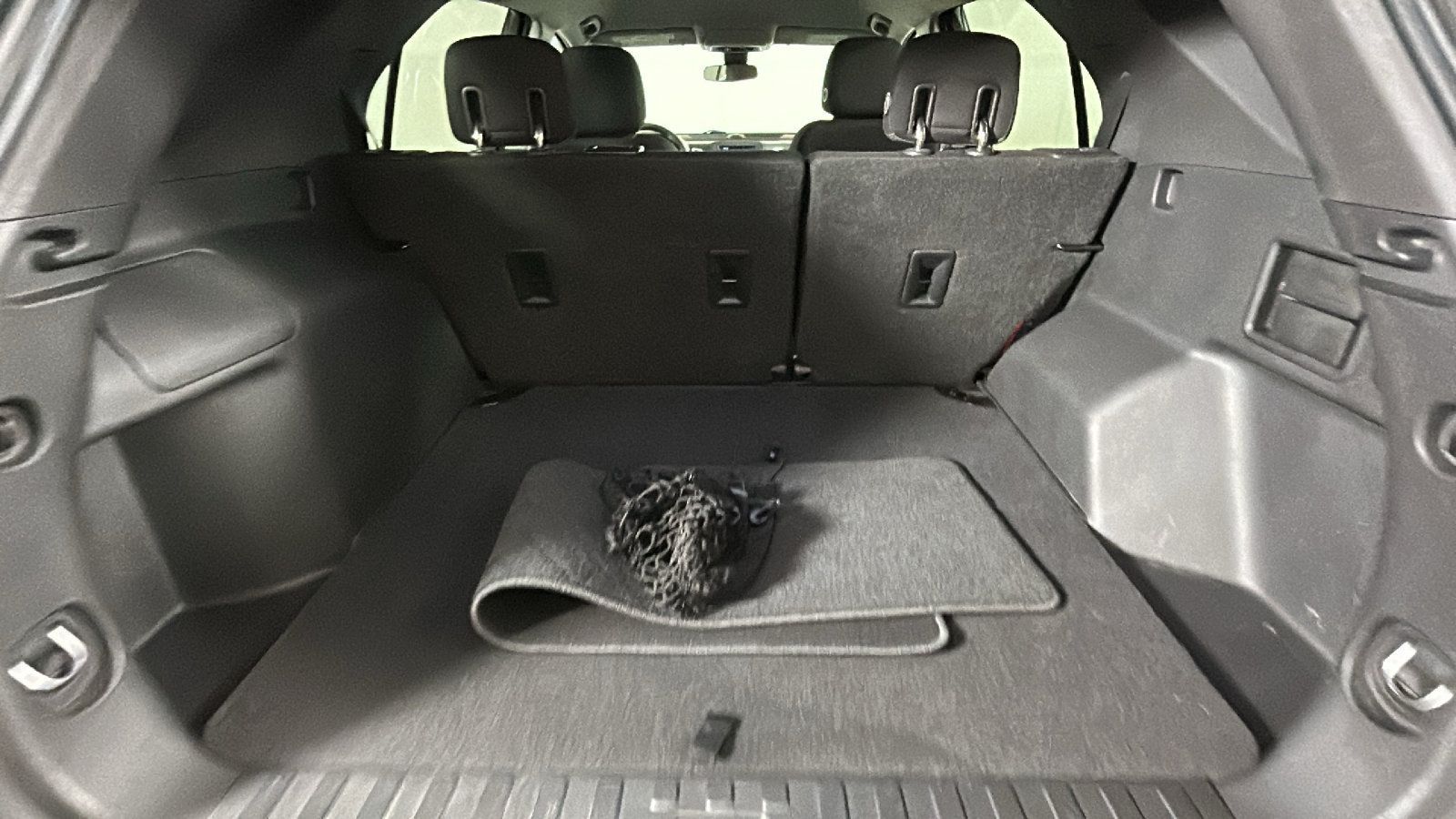 Used 2020 Chevrolet Equinox LT FWD image 33