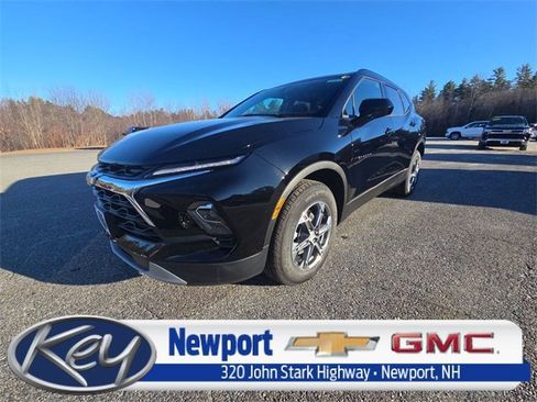 New 2025 Chevrolet Blazer LT w/ Convenience Package image 1