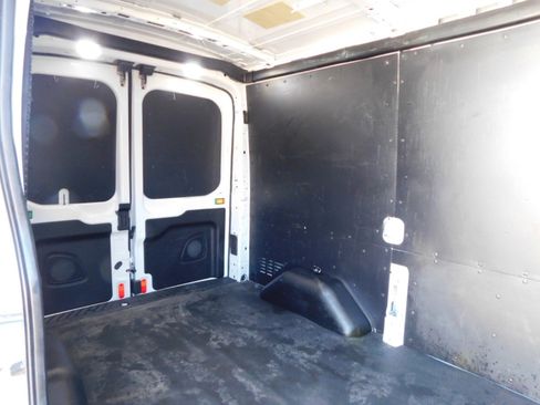Used 2019 Ford Transit 150 130 Medium Roof image 27