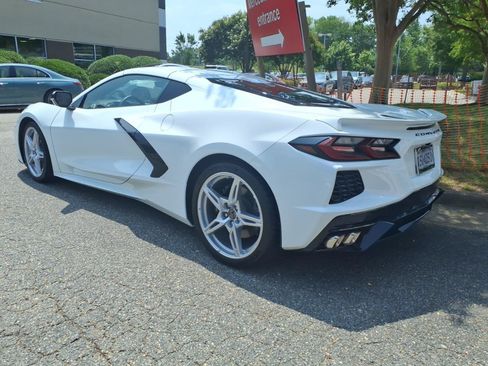 Used 2022 Chevrolet Corvette Stingray Preferred Cpe w/ Battery Protection Package RWD image 4