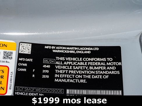 Used 2025 Aston Martin V8 Vantage Coupe image 35