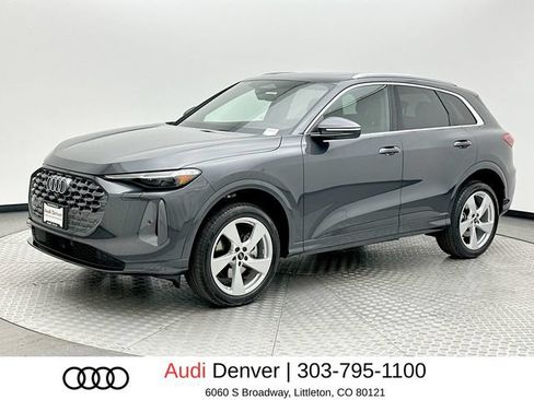 Used 2025 Audi Q5 Premium w/ Premium Plus AWD/4WD image 1