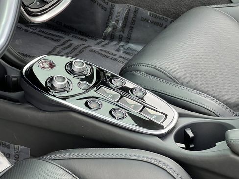 Used 2022 McLaren GT Base image 37