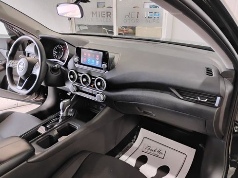 Used 2025 Nissan Sentra S image 15