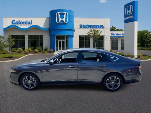 Used 2024 Honda Accord EX-L image 3