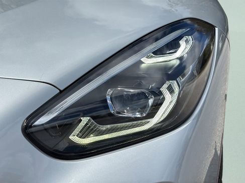 Used 2021 BMW Z4 M40i w/ Premium Package image 26