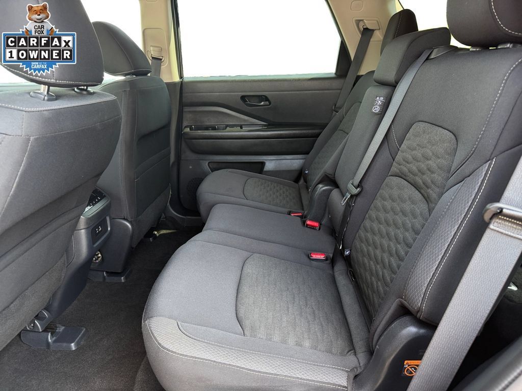 Certified 2024 Nissan Pathfinder SV AWD/4WD image 14