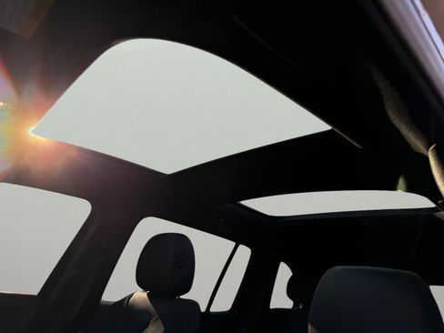 Used 2021 Mercedes-Benz GLB 35 AMG 4MATIC image 32