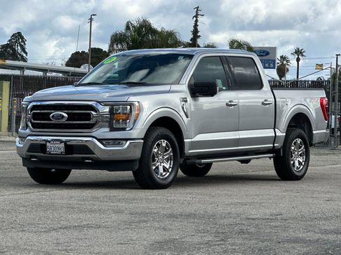 Certified 2021 Ford F150 XLT w/ Equipment Group 302A High image 8