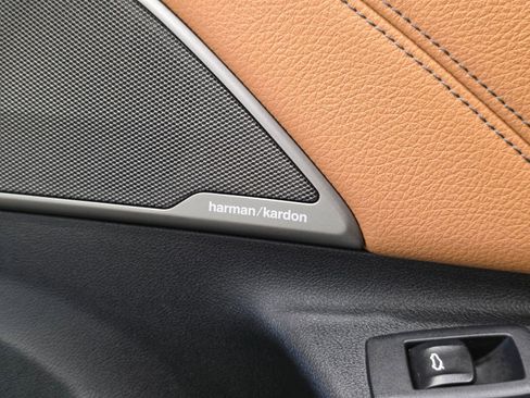 Used 2023 BMW 530i xDrive image 16