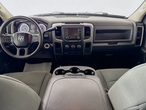 Used 2015 RAM 3500 Tradesman w/ Chrome Appearance Group image 13