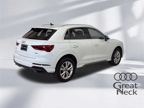 Used 2024 Audi Q3 2.0T Premium w/ Convenience Package AWD/4WD image 10