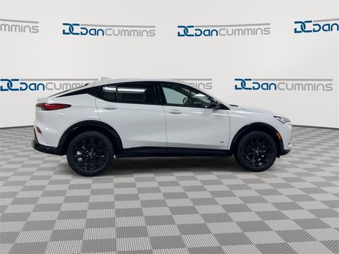 New 2026 Buick Envista Sport Touring w/ Convenience I Package image 9