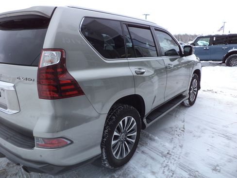 Used 2021 Lexus GX 460 Luxury w/ Sport Design Package image 6