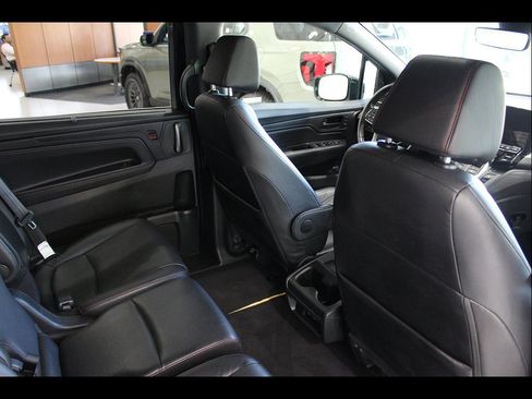 Used 2023 Honda Odyssey Sport image 20