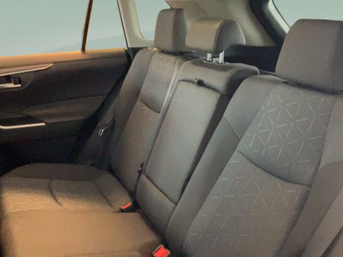 Certified 2025 Toyota RAV4 XLE AWD/4WD image 25