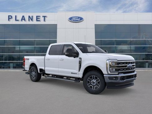 New 2026 Ford F250 Lariat w/ FX4 Off-Road Package image 9