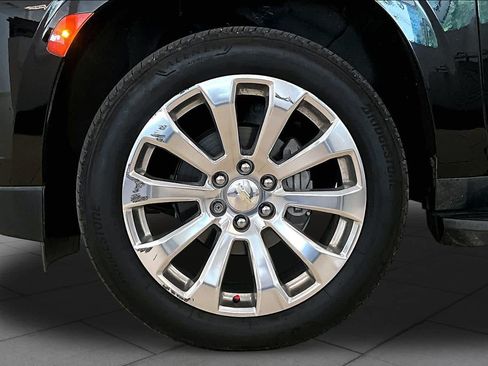 Used 2021 Chevrolet Tahoe Premier w/ Premium Package RWD image 9