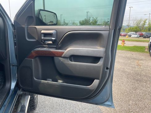 Used 2014 GMC Sierra 1500 SLE w/ SLE Value Package AWD/4WD image 17