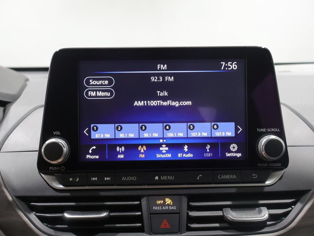Used 2025 Nissan Altima 2.5 SV AWD/4WD image 25
