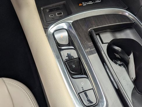 Used 2023 Buick Enclave Premium w/ LPO, Touring Package image 13