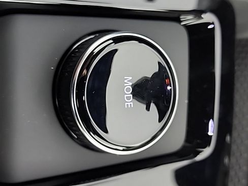 New 2026 Chevrolet Equinox ACTIV w/ Convenience Package III image 38