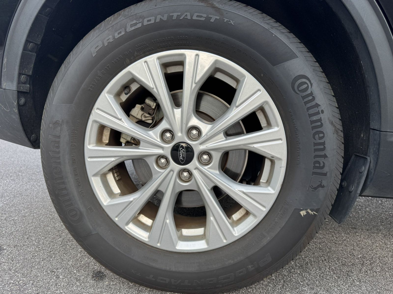 Used 2025 Ford Escape Active AWD/4WD image 18