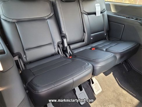 New 2025 Ford Expedition Platinum w/ Driver's Package image 10