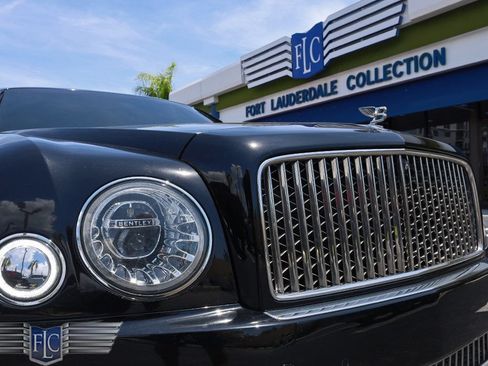 Used 2017 Bentley Mulsanne RWD image 10