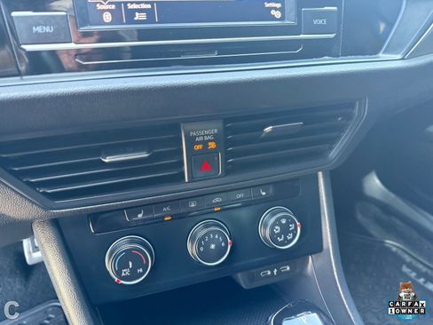 Used 2024 Volkswagen Jetta Sport FWD image 21