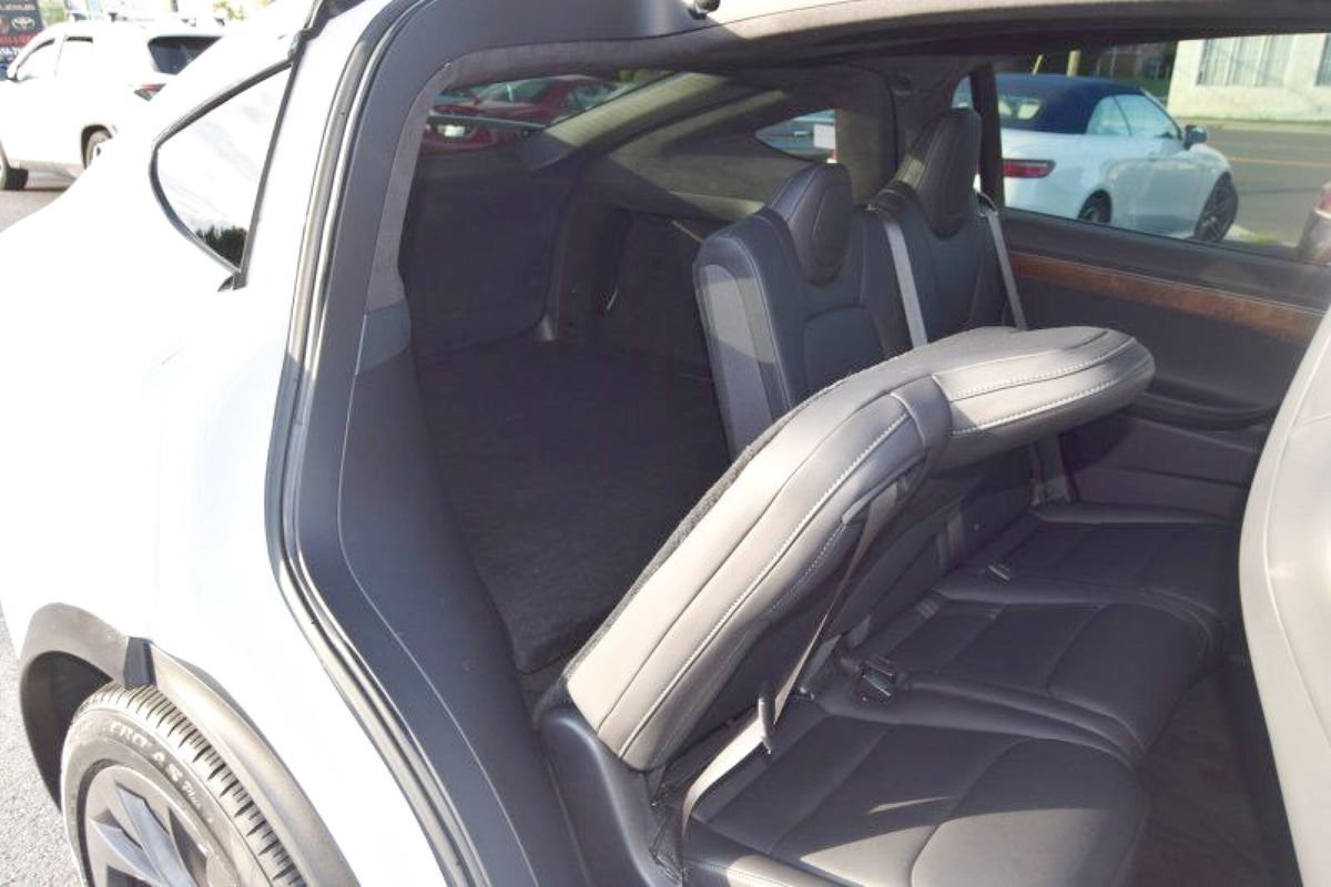 Used 2019 Tesla Model X 100D AWD/4WD image 36