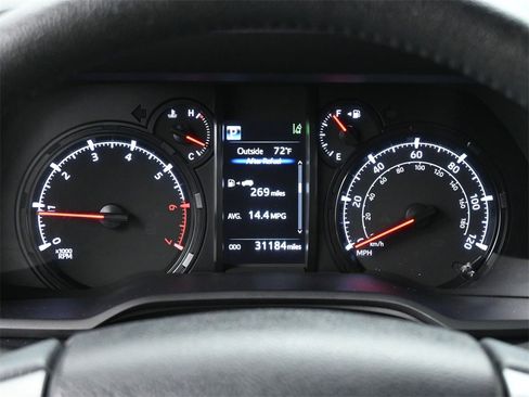 Used 2021 Toyota 4Runner SR5 Premium image 8