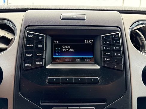 Used 2014 Ford F150 XLT w/ Equipment Group 302A Luxury AWD/4WD image 14