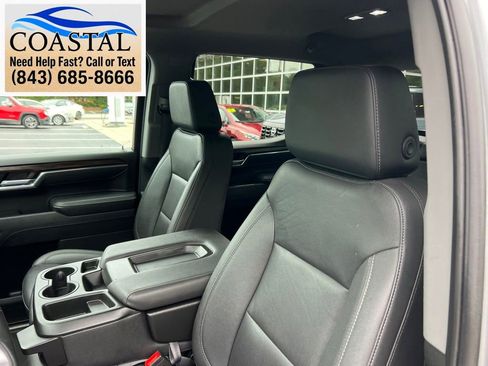 Used 2025 GMC Sierra 1500 SLT RWD image 11