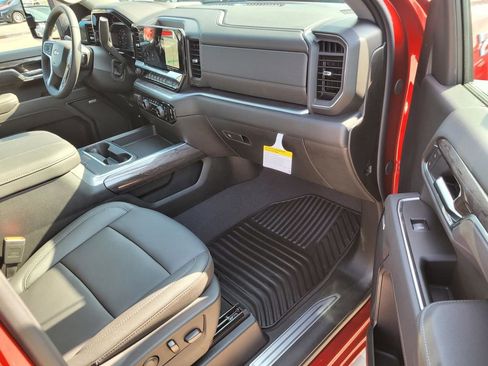 New 2026 Chevrolet Silverado 2500 LTZ w/ LTZ Convenience Package image 6