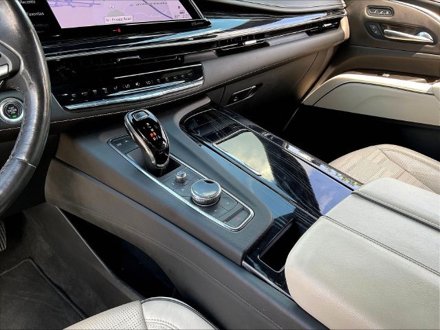 Used 2022 Cadillac Escalade ESV Sport RWD image 20