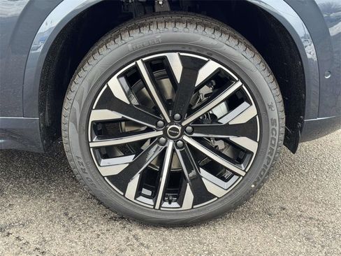 New 2026 Volvo XC90 B6 Ultra w/ Protection Package Premier image 25