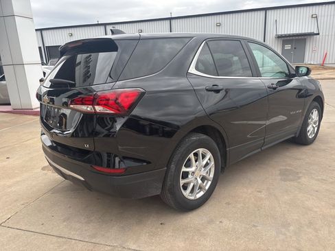 Used 2022 Chevrolet Equinox LT image 4