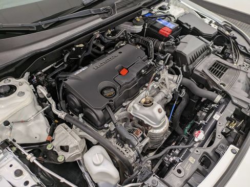 Used 2024 Honda Civic Sport image 30