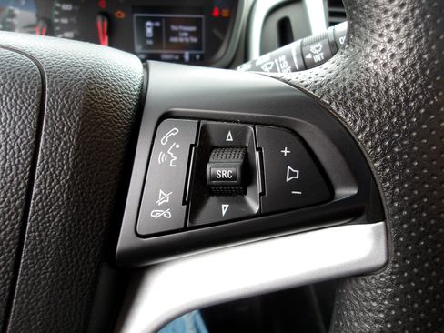 Used 2020 Chevrolet Sonic LT image 16