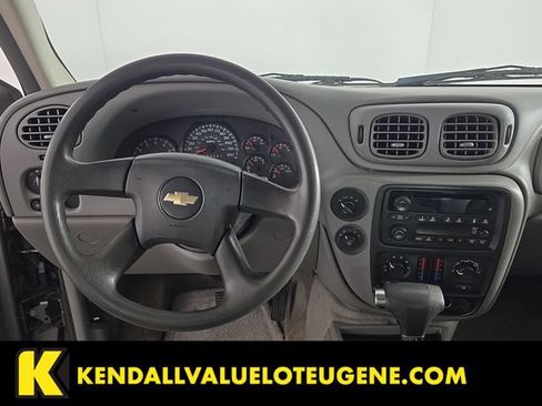 Used 2007 Chevrolet TrailBlazer LS w/ LS Preferred Equipment Group AWD/4WD image 12