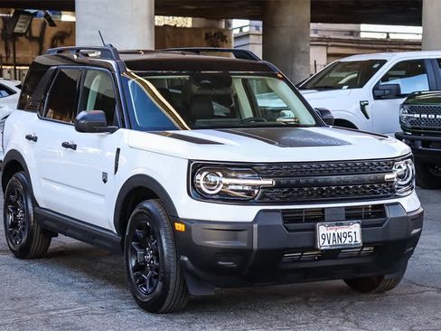 Used 2025 Ford Bronco Sport Big Bend w/ Black Appearance Package image 3