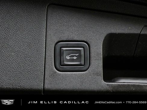 Certified 2023 Cadillac XT5 Premium Luxury w/ Technology Package FWD image 32